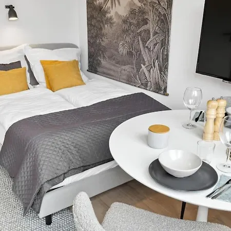 - Luxus Lift & Parken -naehe Dus & Dortmund & Koeln & Essen * وبرتال