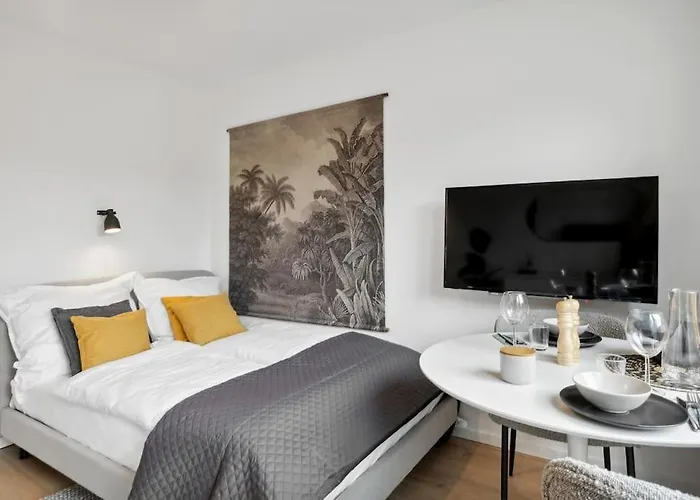 - Luxus Lift & Parken -naehe Dus & Dortmund & Koeln & Essen 伍珀塔尔